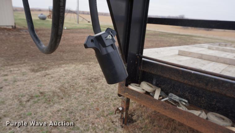 image for item DE3247 2006 Load Max gooseneck trailer