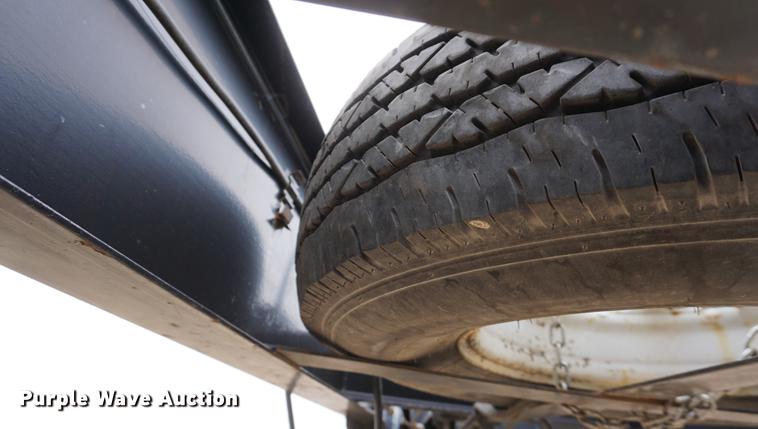 image for item DE3247 2006 Load Max gooseneck trailer