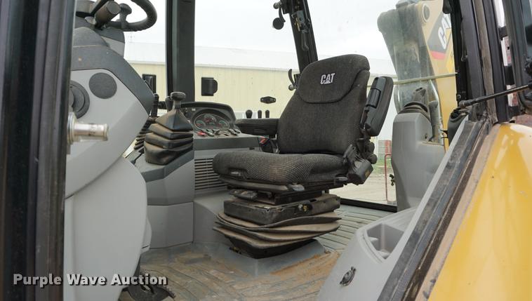 image for item DE3252 2011 Caterpillar 420E backhoe