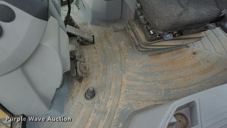 image for item DE3252 2011 Caterpillar 420E backhoe