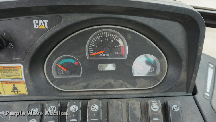 image for item DE3252 2011 Caterpillar 420E backhoe