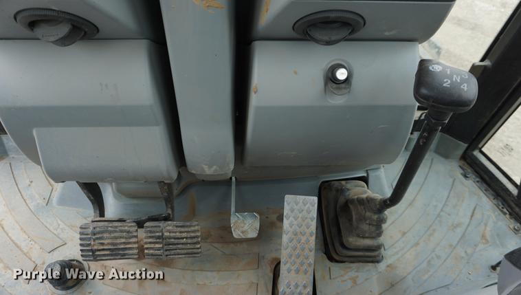 image for item DE3252 2011 Caterpillar 420E backhoe