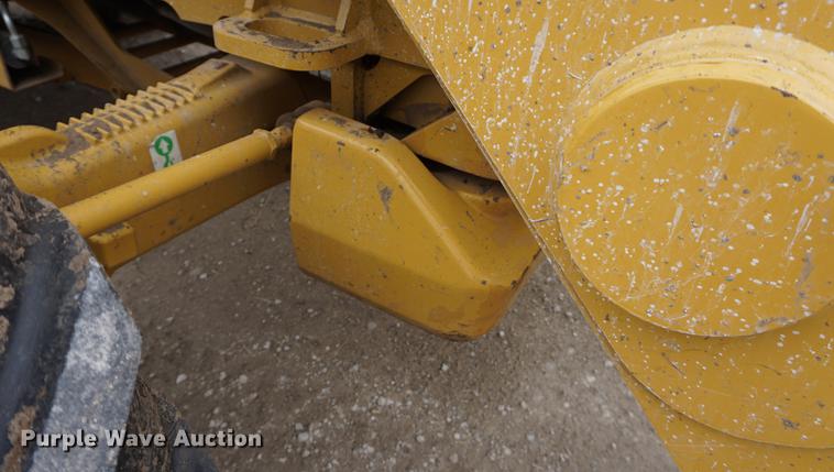 image for item DE3252 2011 Caterpillar 420E backhoe