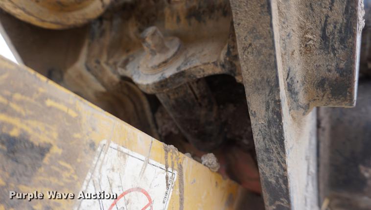 image for item DE3252 2011 Caterpillar 420E backhoe