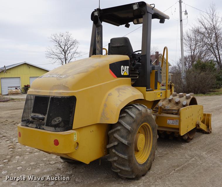 image for item DE3254 2008 Caterpillar CP-433E single drum vibratory roller