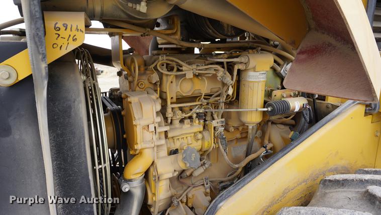 image for item DE3254 2008 Caterpillar CP-433E single drum vibratory roller