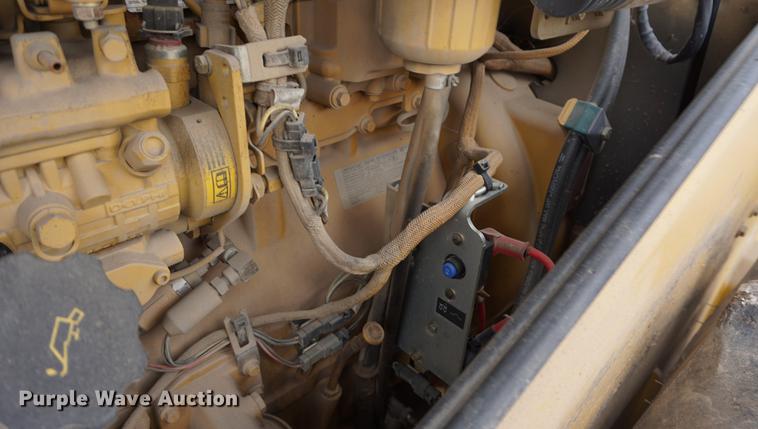 image for item DE3254 2008 Caterpillar CP-433E single drum vibratory roller