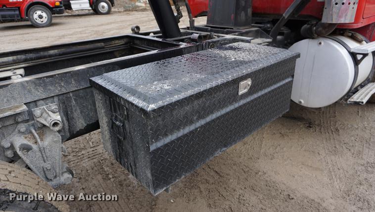 image for item DE3266 1994 Volvo WG dump truck