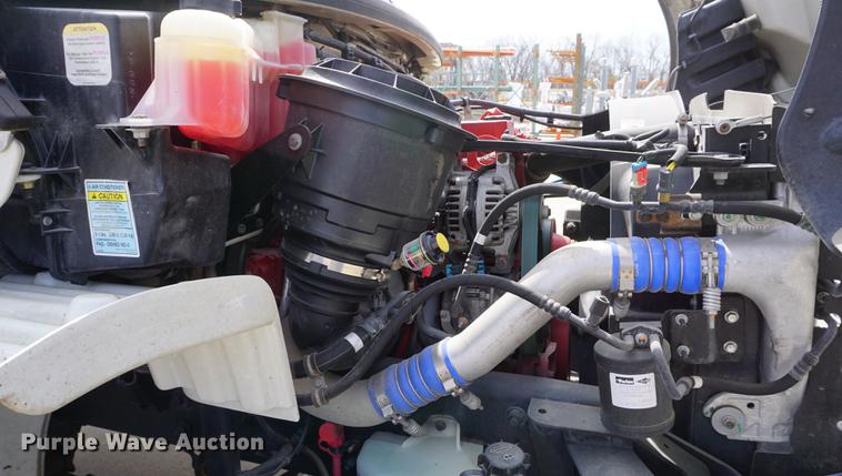 image for item DE3273 2013 Freightliner M2 106 bucket truck