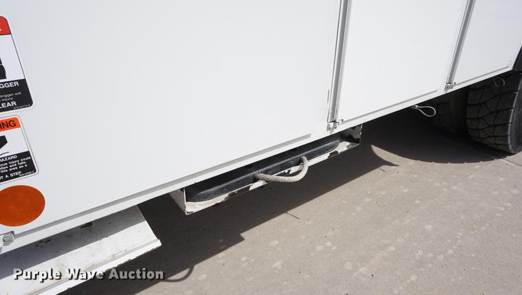 image for item DE3273 2013 Freightliner M2 106 bucket truck