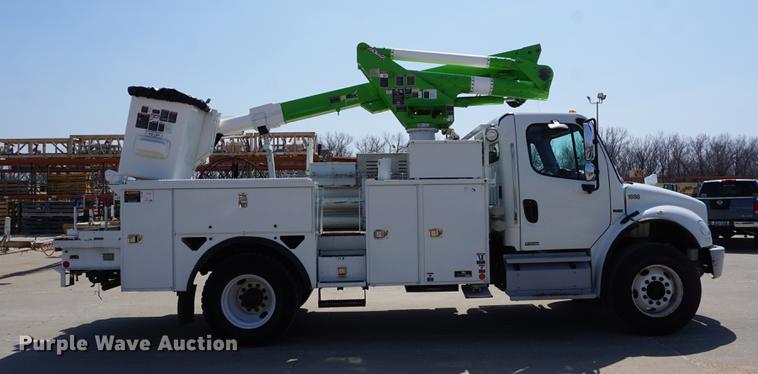 image for item DE3274 2013 Freightliner Business Class M2 bucket truck