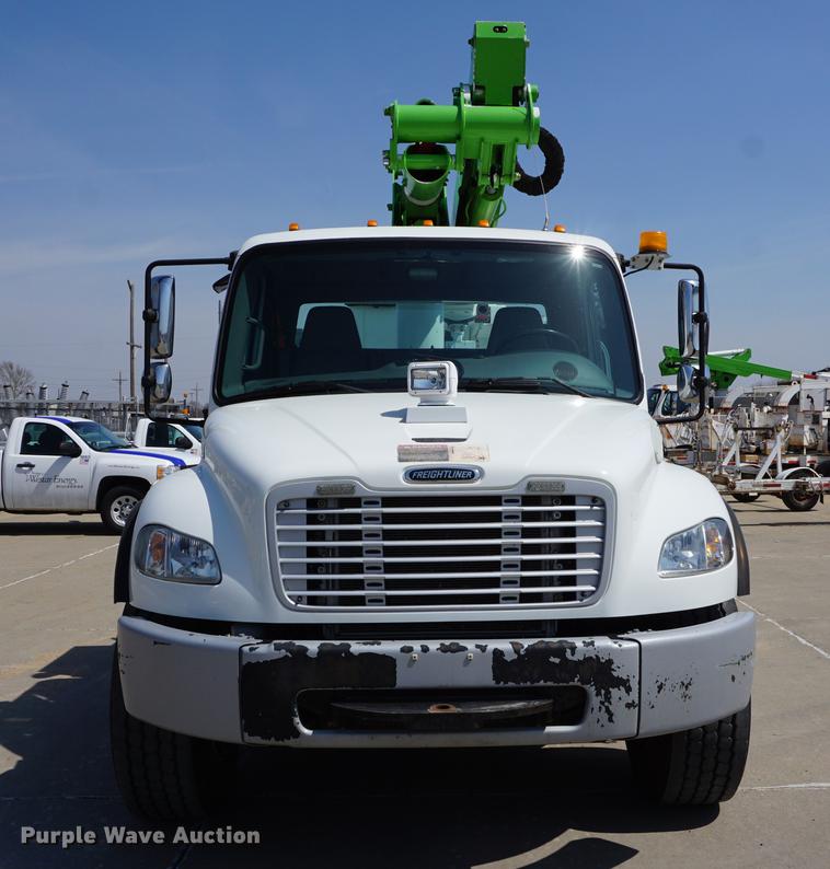 image for item DE3274 2013 Freightliner Business Class M2 bucket truck