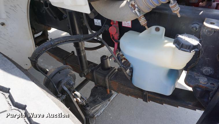 image for item DE3274 2013 Freightliner Business Class M2 bucket truck