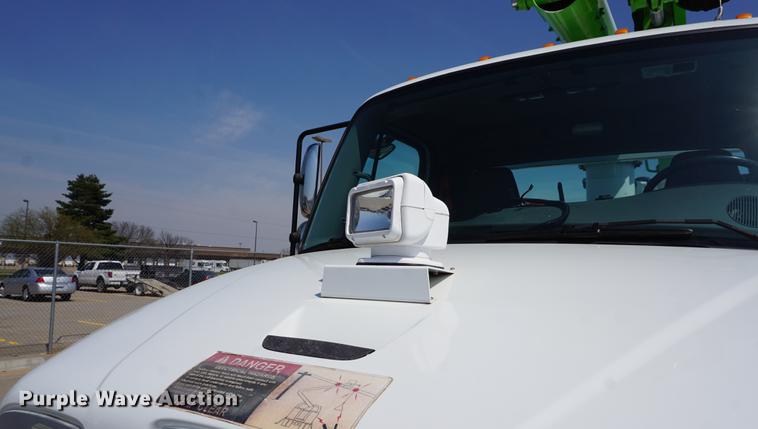 image for item DE3274 2013 Freightliner Business Class M2 bucket truck