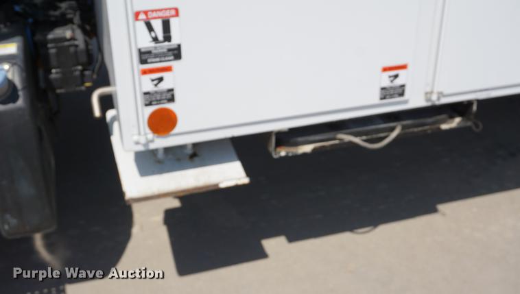 image for item DE3274 2013 Freightliner Business Class M2 bucket truck