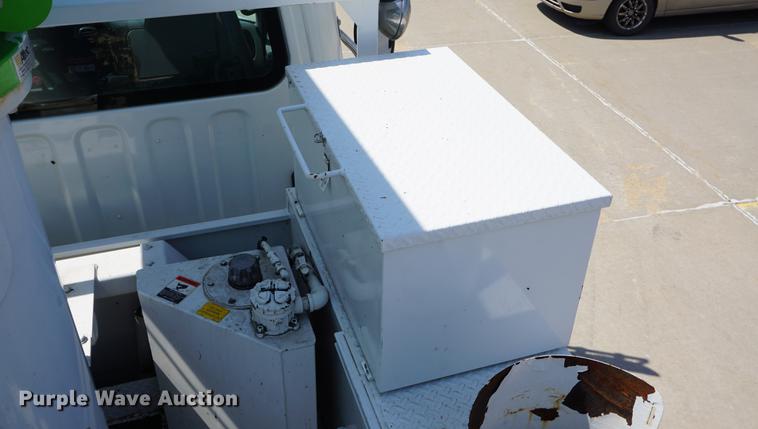 image for item DE3274 2013 Freightliner Business Class M2 bucket truck