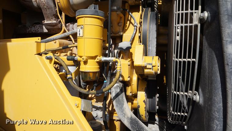 image for item DE3278 2003 John Deere 824J wheel loader