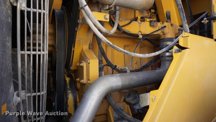 image for item DE3278 2003 John Deere 824J wheel loader