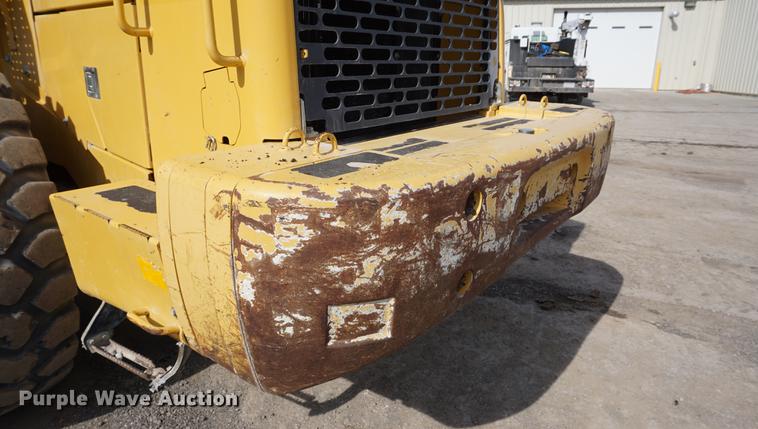 image for item DE3278 2003 John Deere 824J wheel loader