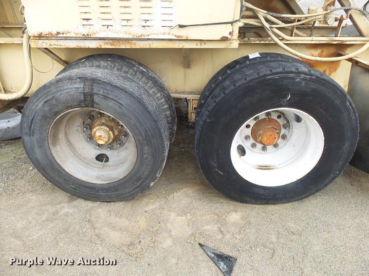 image for item DE3594 1987 Astec PCF-1012-4 five bin cold feed system