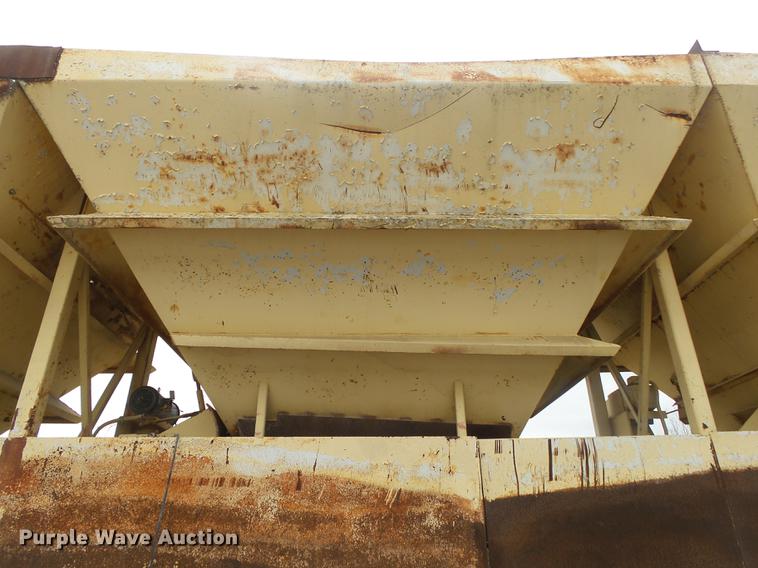 image for item DE3594 1987 Astec PCF-1012-4 five bin cold feed system