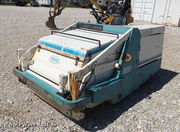 image for item DE3599 Tennant 255 Series 2 sweeper