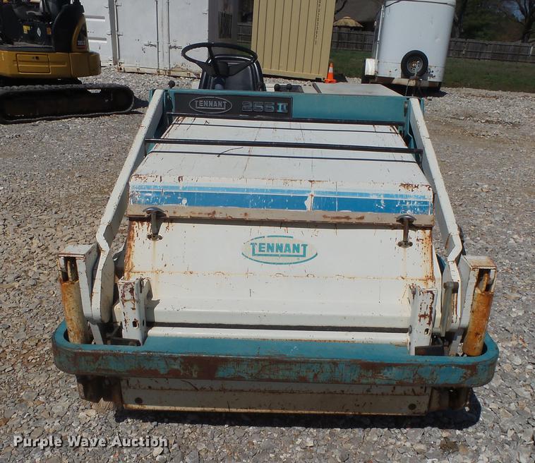image for item DE3599 Tennant 255 Series 2 sweeper