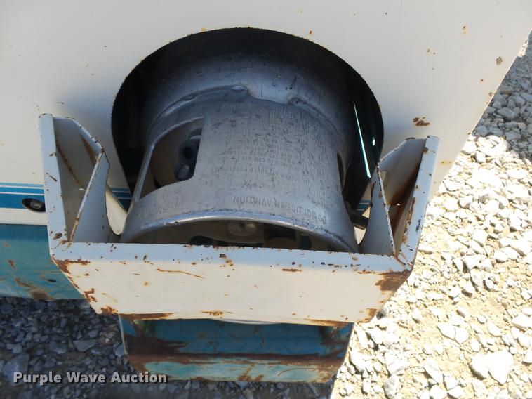 image for item DE3599 Tennant 255 Series 2 sweeper