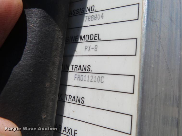 image for item DE3602 2009 Peterbilt 340 truck cab and chassis