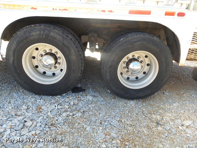 image for item DE3603 1996 Mack CH613 fuel and lube truck