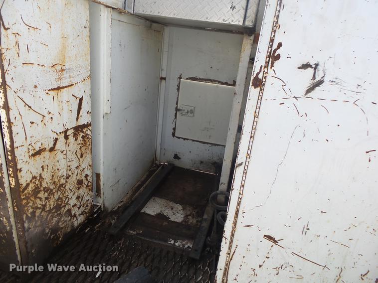 image for item DE3603 1996 Mack CH613 fuel and lube truck