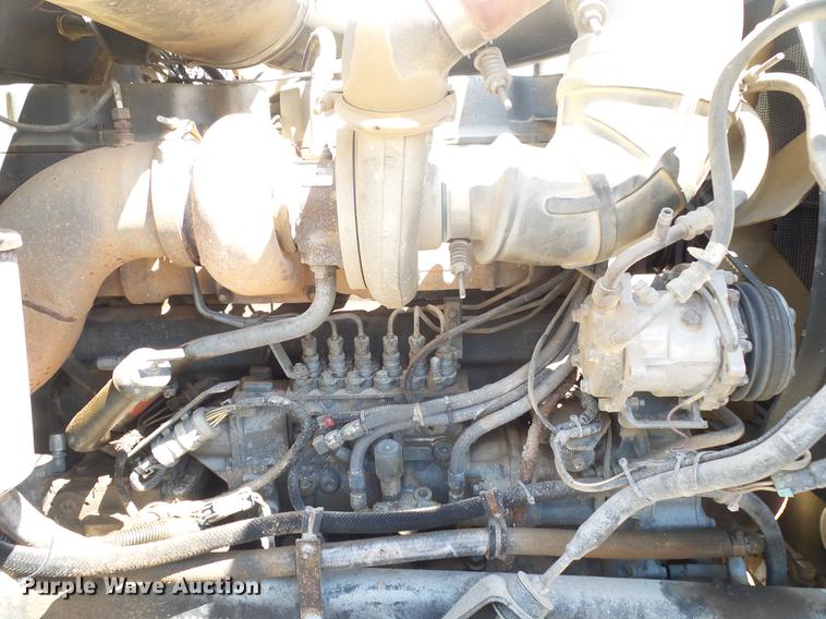 image for item DE3603 1996 Mack CH613 fuel and lube truck