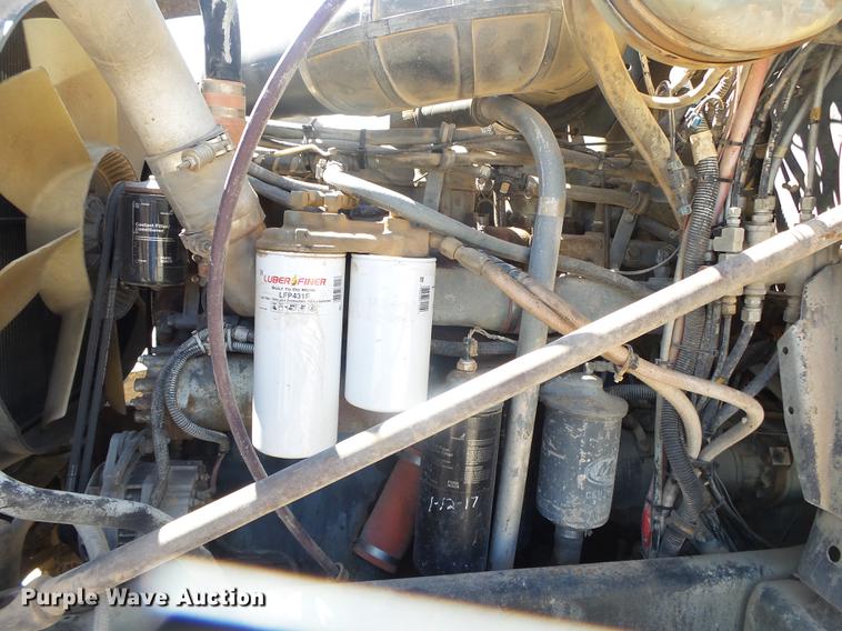 image for item DE3603 1996 Mack CH613 fuel and lube truck