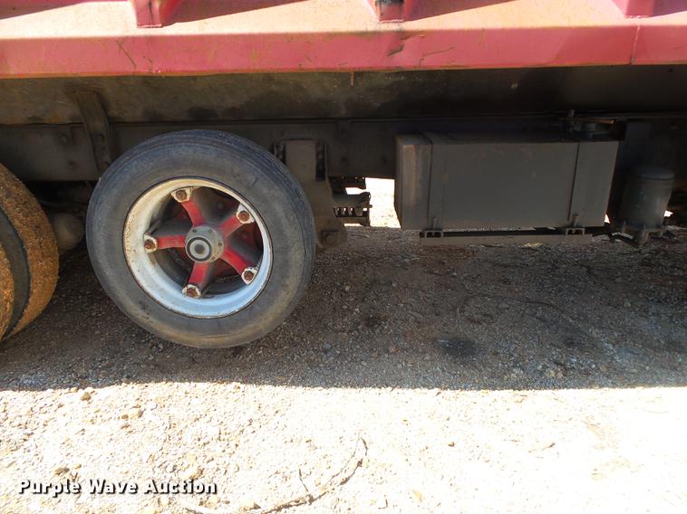 image for item DE3605 1989 Mack DM690S dump truck