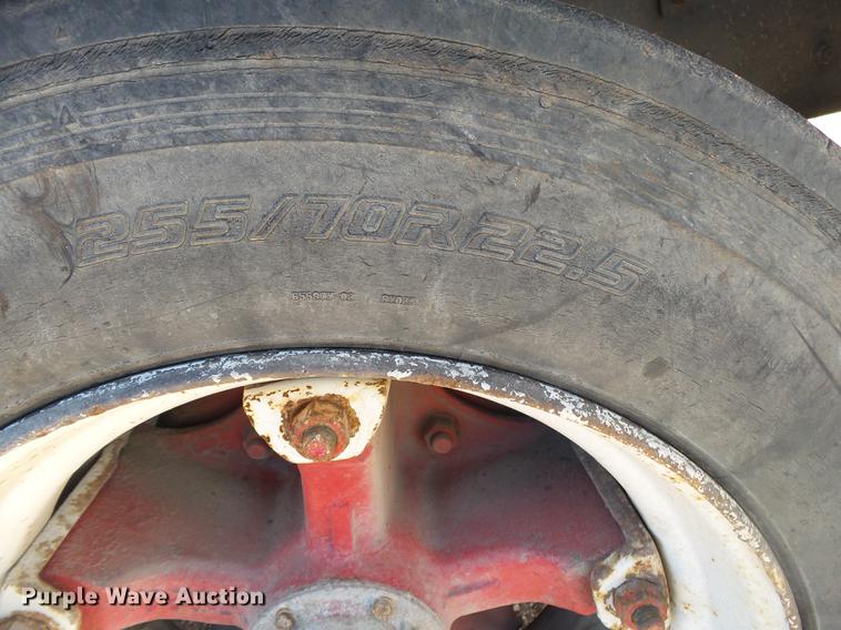 image for item DE3605 1989 Mack DM690S dump truck