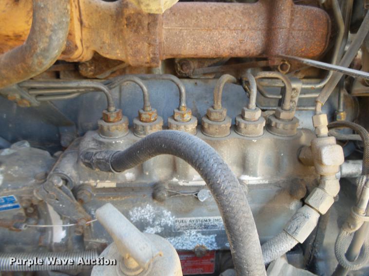 image for item DE3605 1989 Mack DM690S dump truck