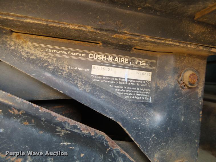 image for item DE3605 1989 Mack DM690S dump truck