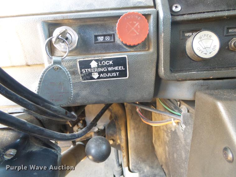 image for item DE3605 1989 Mack DM690S dump truck