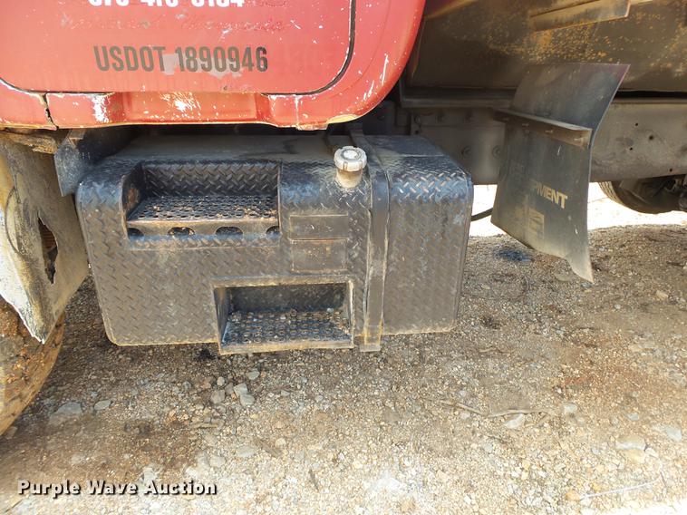 image for item DE3605 1989 Mack DM690S dump truck