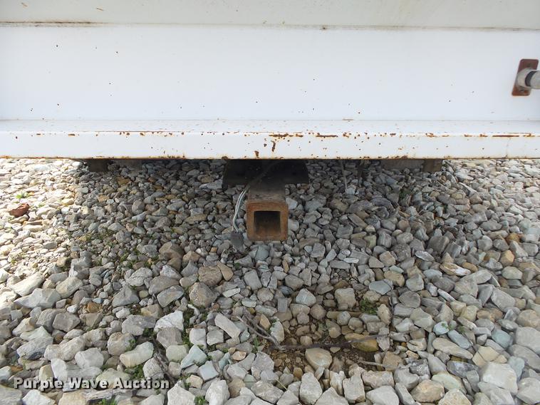 image for item DE3606 1995 International 4900 service truck