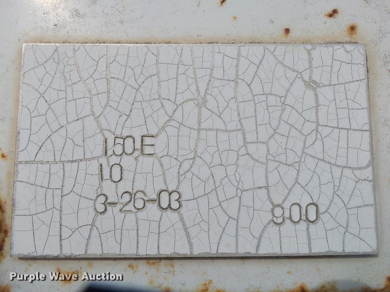 image for item DE3606 1995 International 4900 service truck