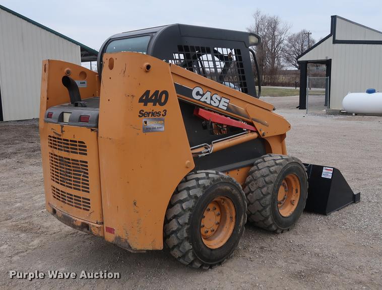 image for item DF3614 Case 440 Series 3 skid steer