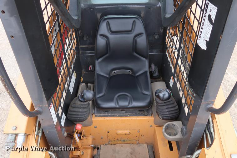 image for item DF3614 Case 440 Series 3 skid steer