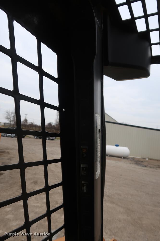 image for item DF3614 Case 440 Series 3 skid steer