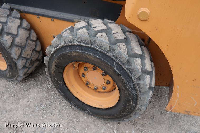 image for item DF3614 Case 440 Series 3 skid steer