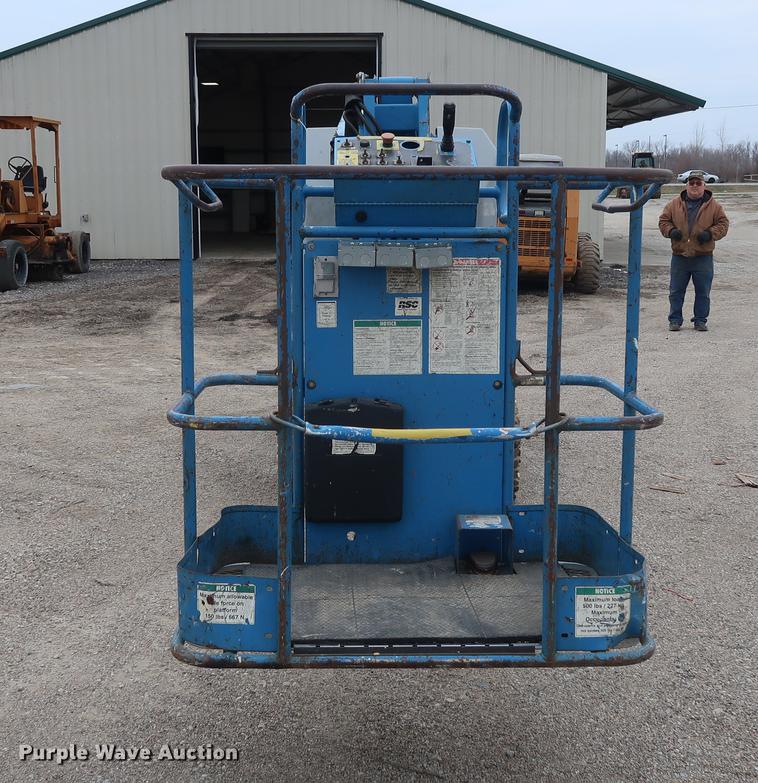 image for item DF3615 2002 Genie Z-30/20N boom lift