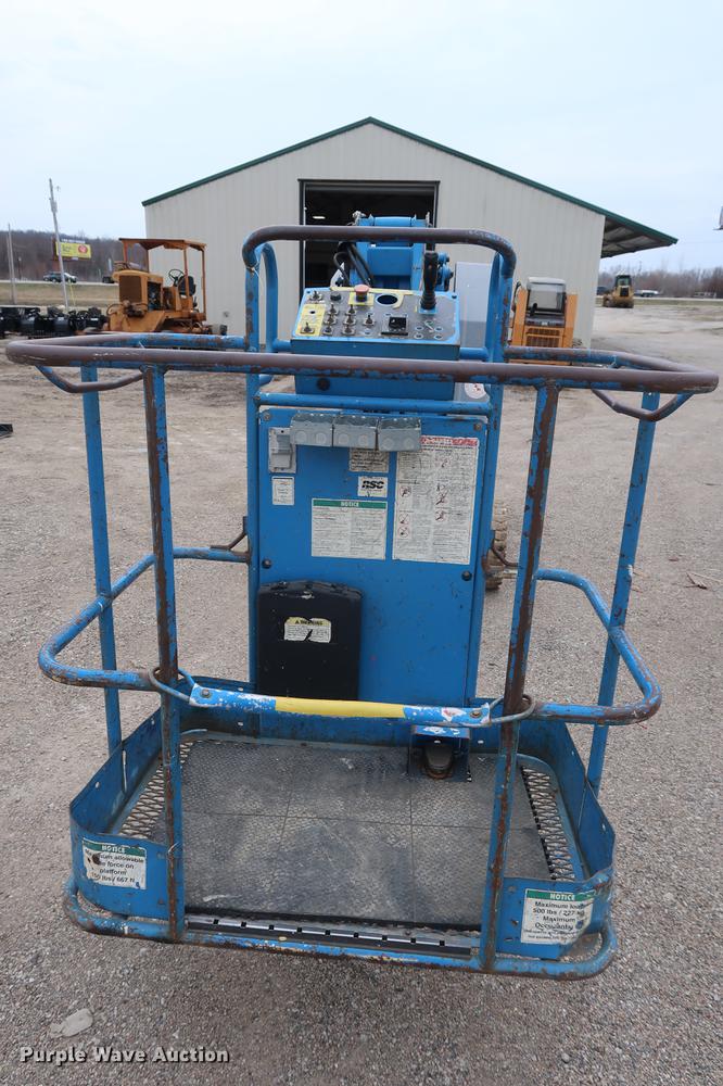 image for item DF3615 2002 Genie Z-30/20N boom lift