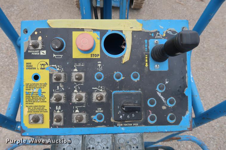 image for item DF3615 2002 Genie Z-30/20N boom lift