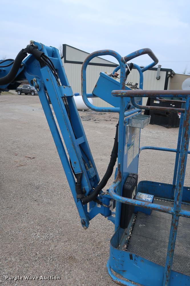 image for item DF3615 2002 Genie Z-30/20N boom lift