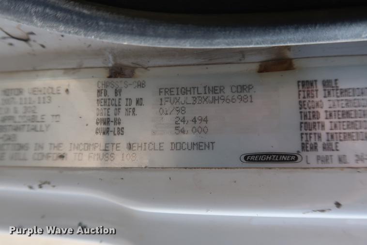 image for item DF3647 1998 Freightliner FL70 dump truck